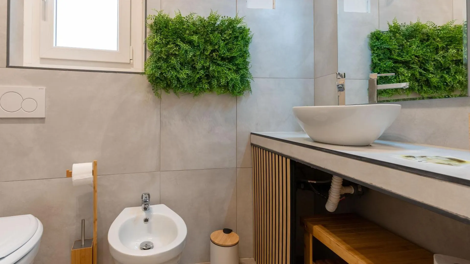 Central Modern Apartment - Colosseo 10 Min Rome