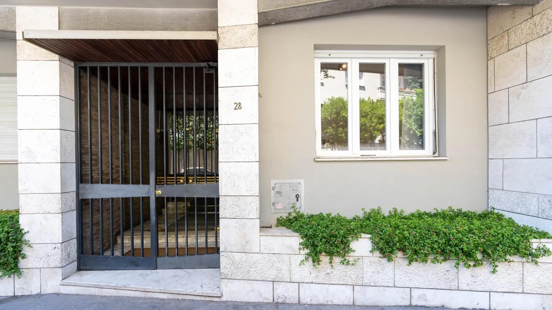 Central Modern Apartment - Colosseo 10 Min Rome