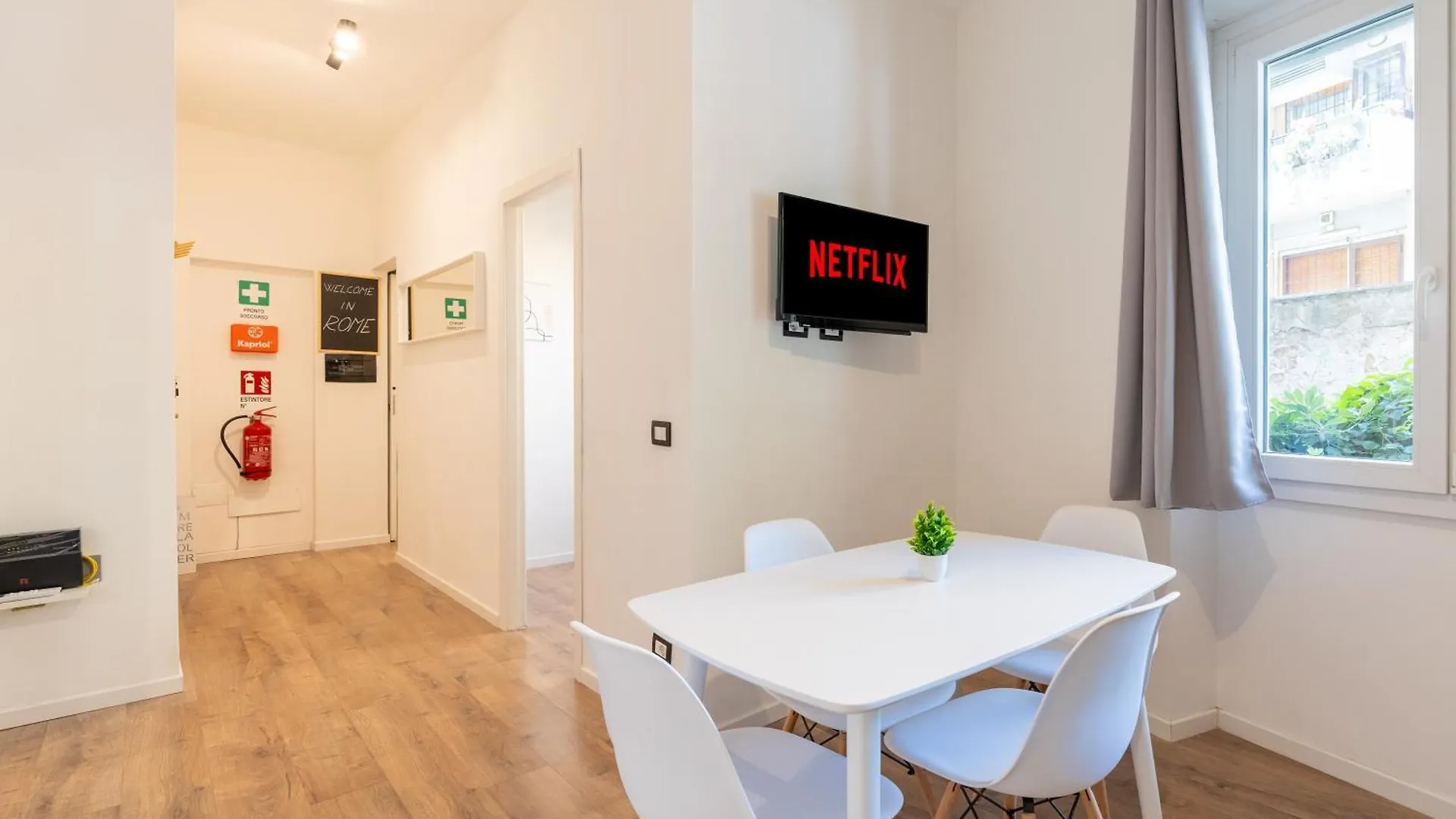 Central Modern Apartment - Colosseo 10 Min Rome
